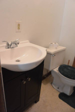 Townhouse Duplex 2 Beds 1.5 Bath Nice Neighborhood
