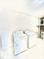 2bd 1ba, Close to Schools, Furnished Kitchens