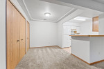 Toledo-Beautiful 2 Bed 1 Bath Upper