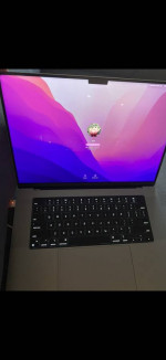 2021 Apple MacBook Pro m1 16 inch barely used