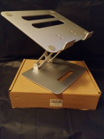 Adjustable Laptop Stand, MacBook Pro/Air