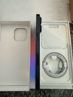 Unlocked Blue 256gb iphone 15 Pro Max