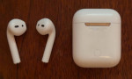 Apple AirPods with Charging Case (2nd Generation) please read description below