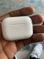 Apple iPhone SE and Airpod Pros Gen 2
