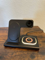 Never Used Light Up 3-in-1 Charging Station (iPhone/Apple Watch/AirPods)