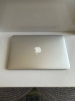 Apple MacBook Air A1465 11” Laptop Intel i5 4GB RAM 128GB SSD MacOS Mo