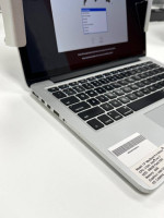 Macbook Pro Retina 13 inch**3Ghz Intel Core i7**500GB SSD**8GB RAM