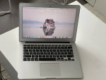 MacBook Air 13” – 2015–8 GB– New Battery – Great for Travel
