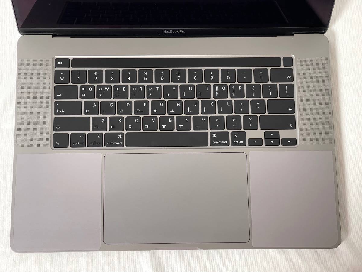 Apple MacBook Pro 2019 i9 2.4GHZ 8-Core, 64GB, 2TB, 8GB GPU - AS