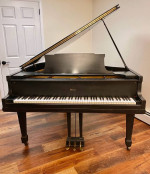Black Baby Grand Piano (Excellent Piano!)