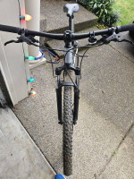 REI Co-Op DRT 1.1 medium Mountain Bike