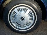 Close-up of a Bentley Mulsanne S wheel, showcasing its unique design and premium quality for luxury car enthusiasts.