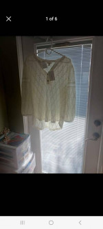 Beautiful New Blouse & Capris Size XL