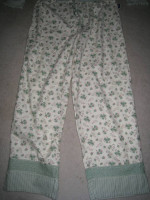 New w Tags: 2-Pc Pajama Set, Green & Ivory w Flowers & Stripes, Size L