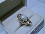 Classic 14k gold pearl and diamond ring