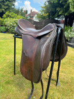 Lovely Albion K2 Legend Dressage Saddle – 18” Wide – Excellent Condition