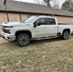 2024 Chevrolet Silverado 2500HD LT in good condition, available for sale, ideal for serious buyers