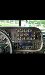 Peterbilt Model 389