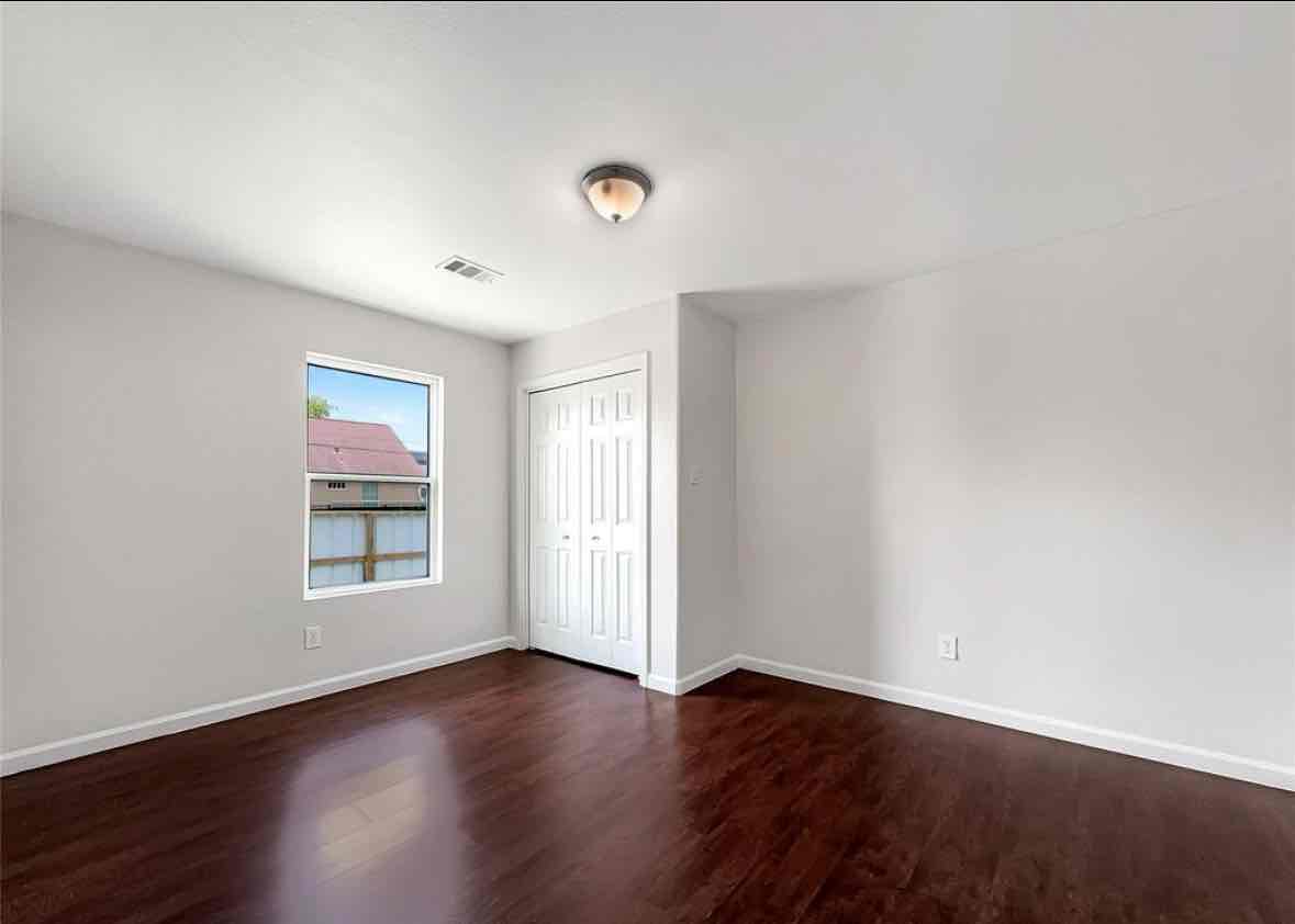 3bedroom 2bathroom available for rent