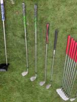 Full Titleist golf set with stand bag