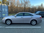 Well maintained 2009 Lexus ES350 with clean exterior and interior, featuring leather seats and sunroof.