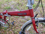 Red Dahon 7 Speed Eco3 Folding Bike 20 Inch Wheels
