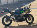 2023 Kawasaki Ninja 400 ( ONLY 963 miles ) clean title