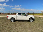 2013 Ford F150 Lariat 4X4 in white, excellent condition with low mileage and new tires