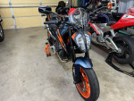 2022 KTM 890 Duke R