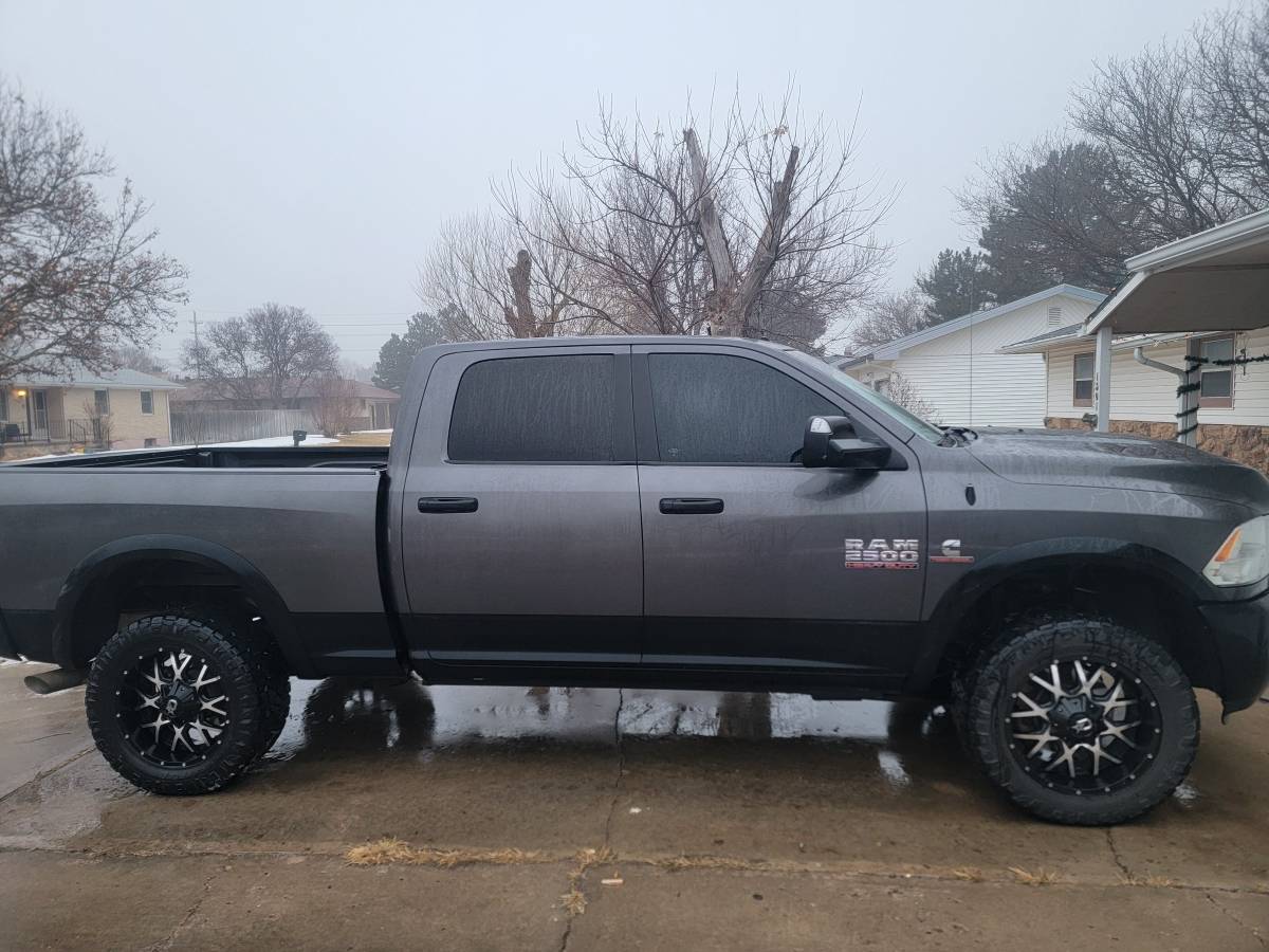2015 Ram 2500 Outdoorsman 4WD  75,000 mi