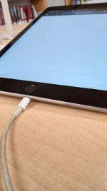 iPad 6 with SIM card