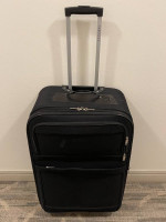 Large, Imperfect 28" BLACK 4-Wheel Pivoting Lightweight LUGGAGE