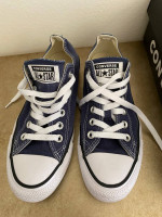CONVERSE All Star Women’s Size 7