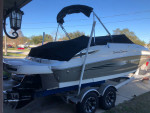 2010 Sea Ray 220 Sundeck