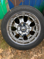 Custom 22” rims with good tires, 6 lug